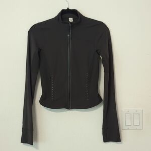 Lululemon jacket size 4